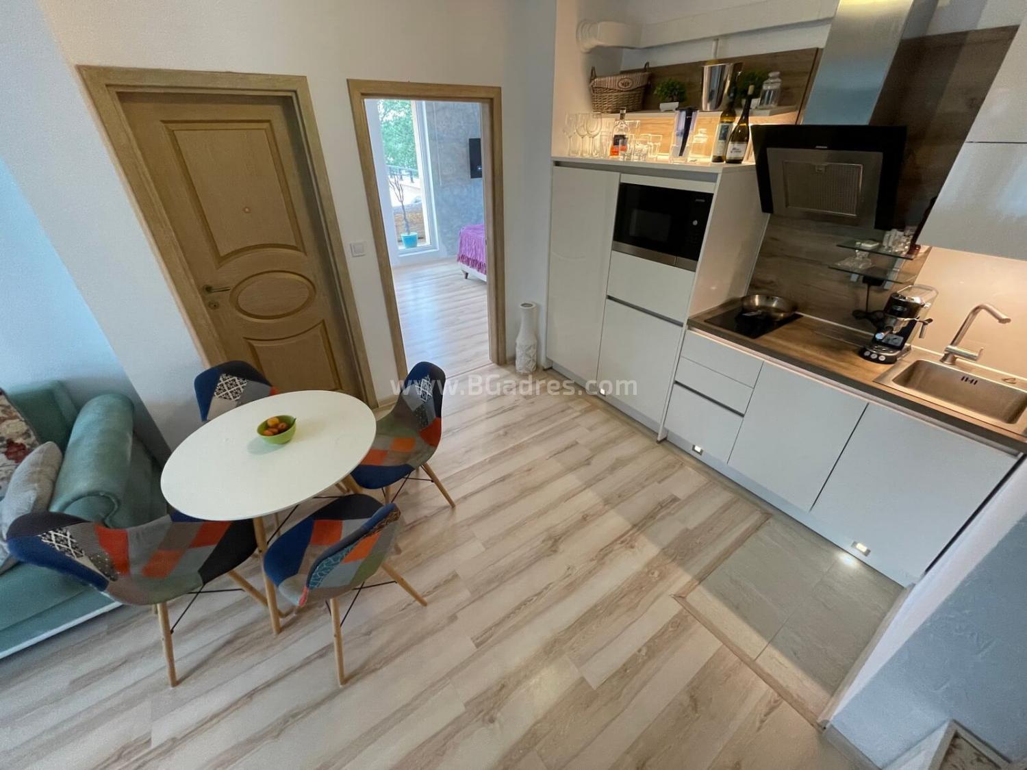 Квартира в красивом новом комплексе І №2553