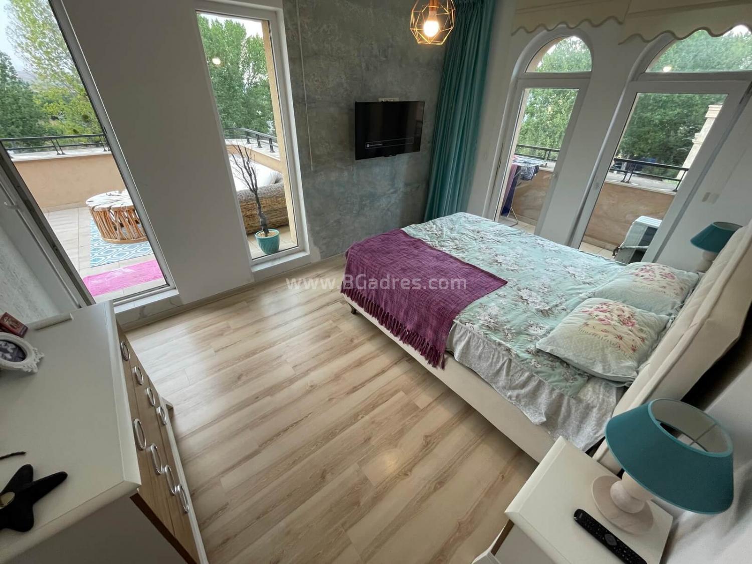 Квартира в красивом новом комплексе І №2553