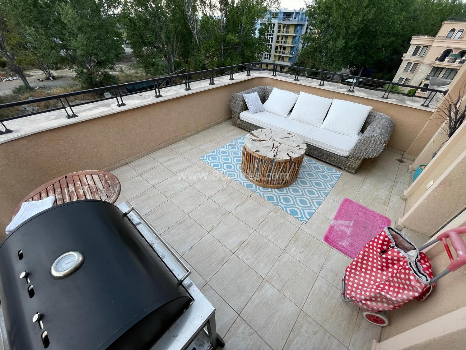 Квартира в красивом новом комплексе І №2553