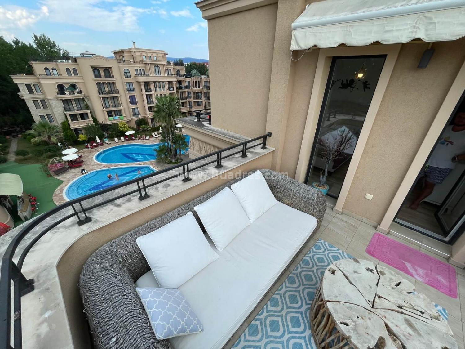 Квартира в красивом новом комплексе І №2553