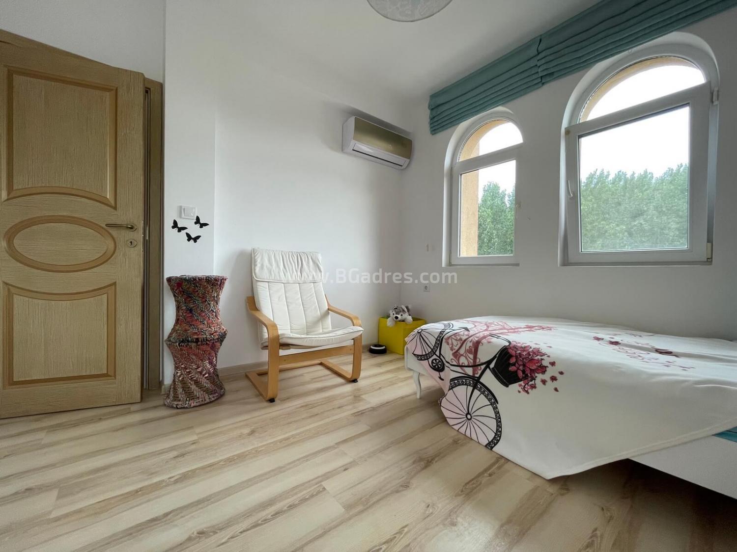 Квартира в красивом новом комплексе І №2553