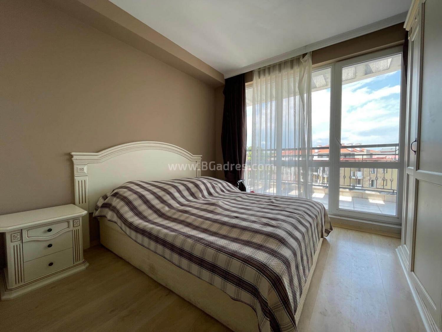 Apartment with a large balcony in Sunny Beach I №2447