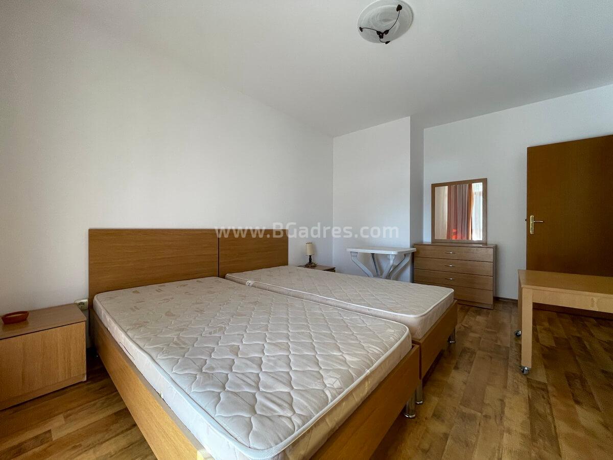 Large three-room apartment by the sea | No. 2183