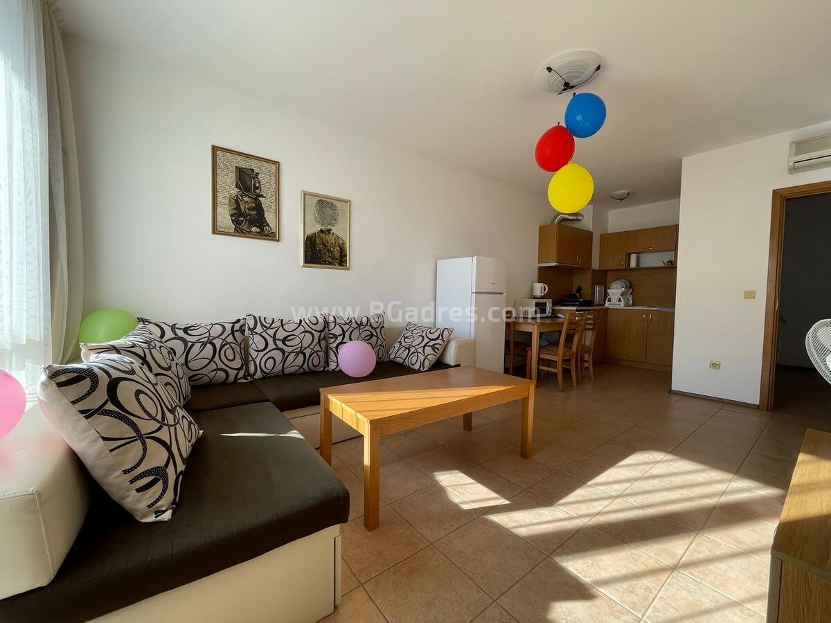 Large three-room apartment by the sea | No. 2183