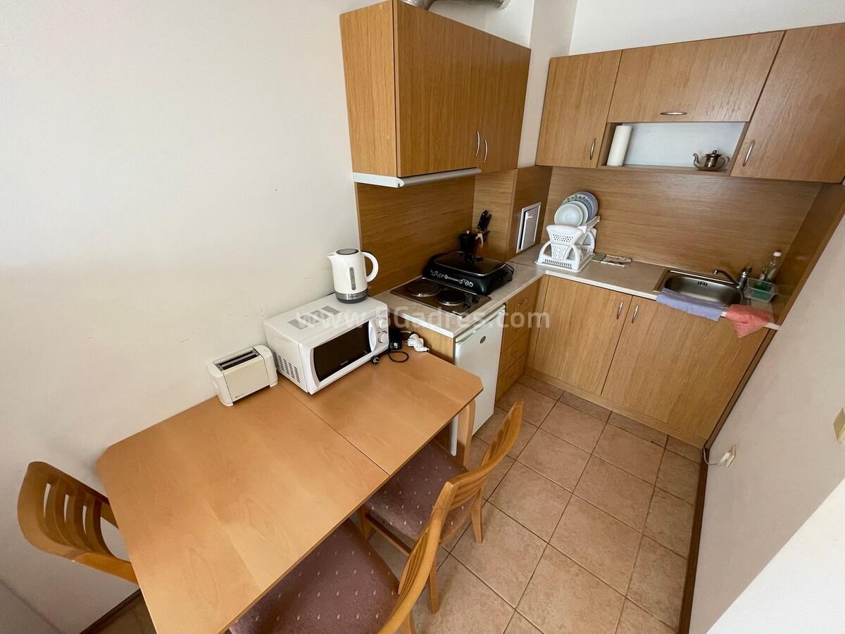 Large three-room apartment by the sea | No. 2183