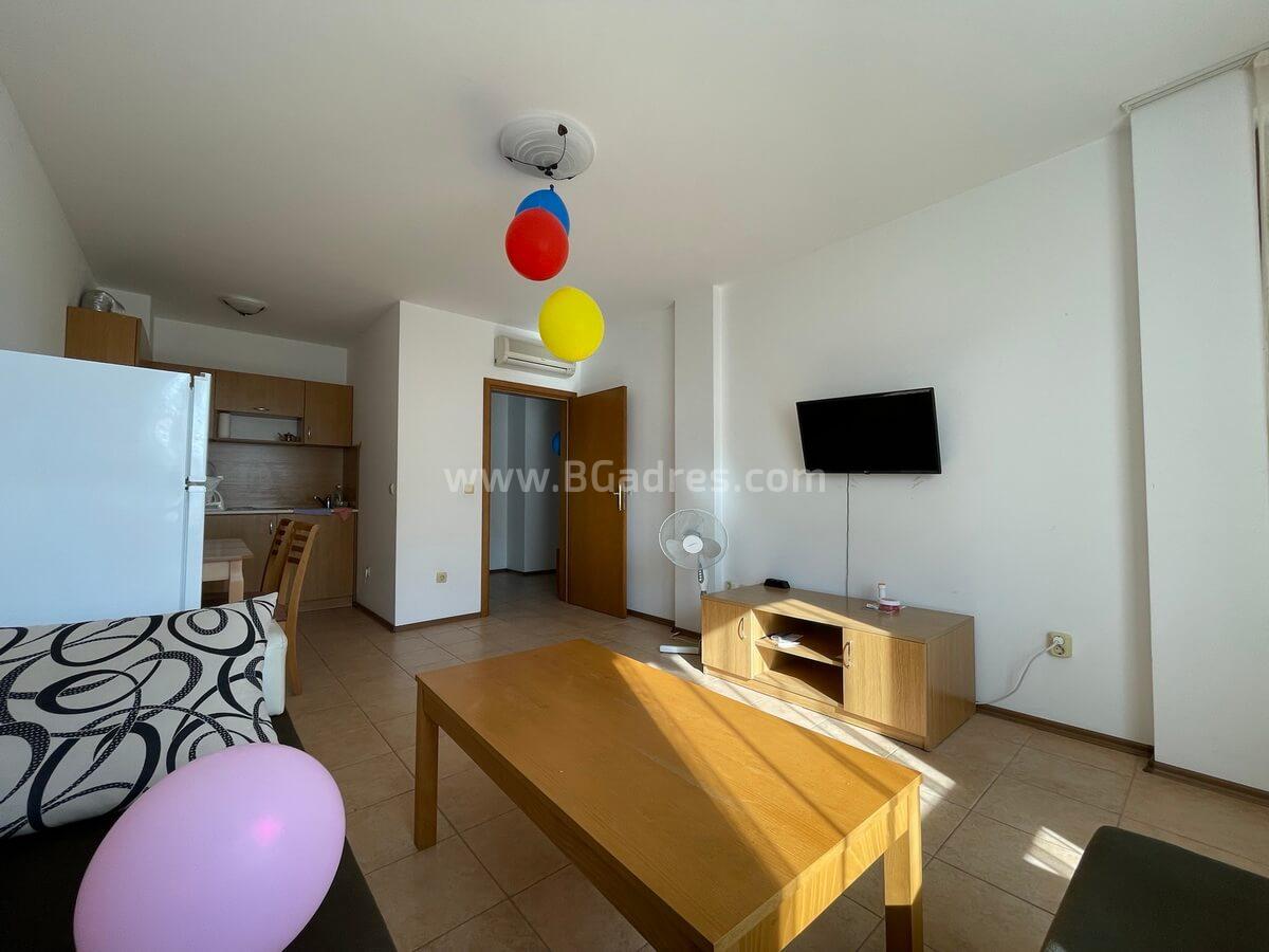 Large three-room apartment by the sea | No. 2183