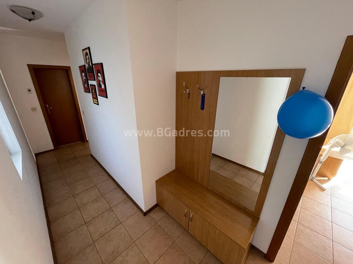 Large three-room apartment by the sea | No. 2183