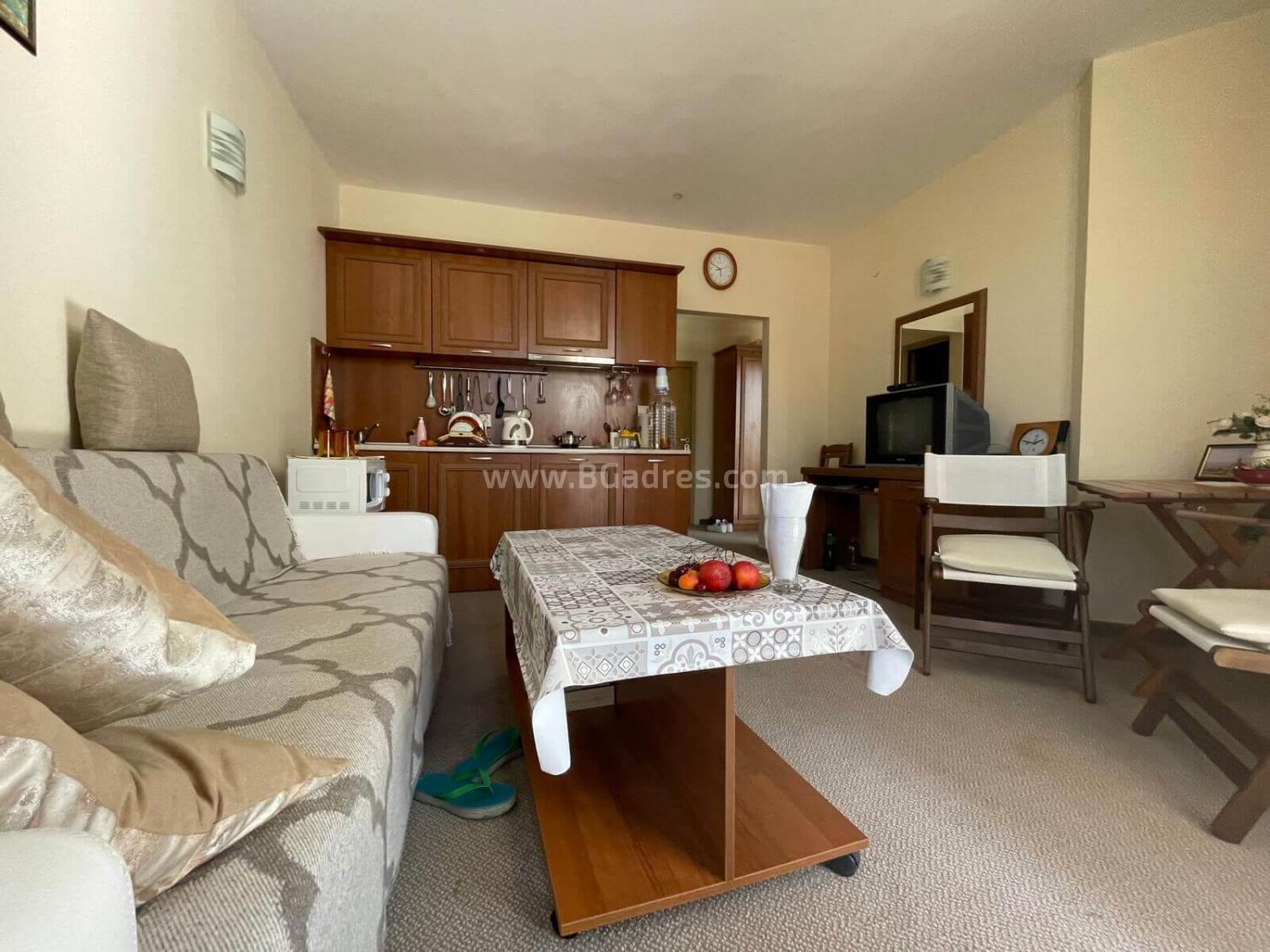 Двухкомнатная квартира в комплексе Авалон І №2455