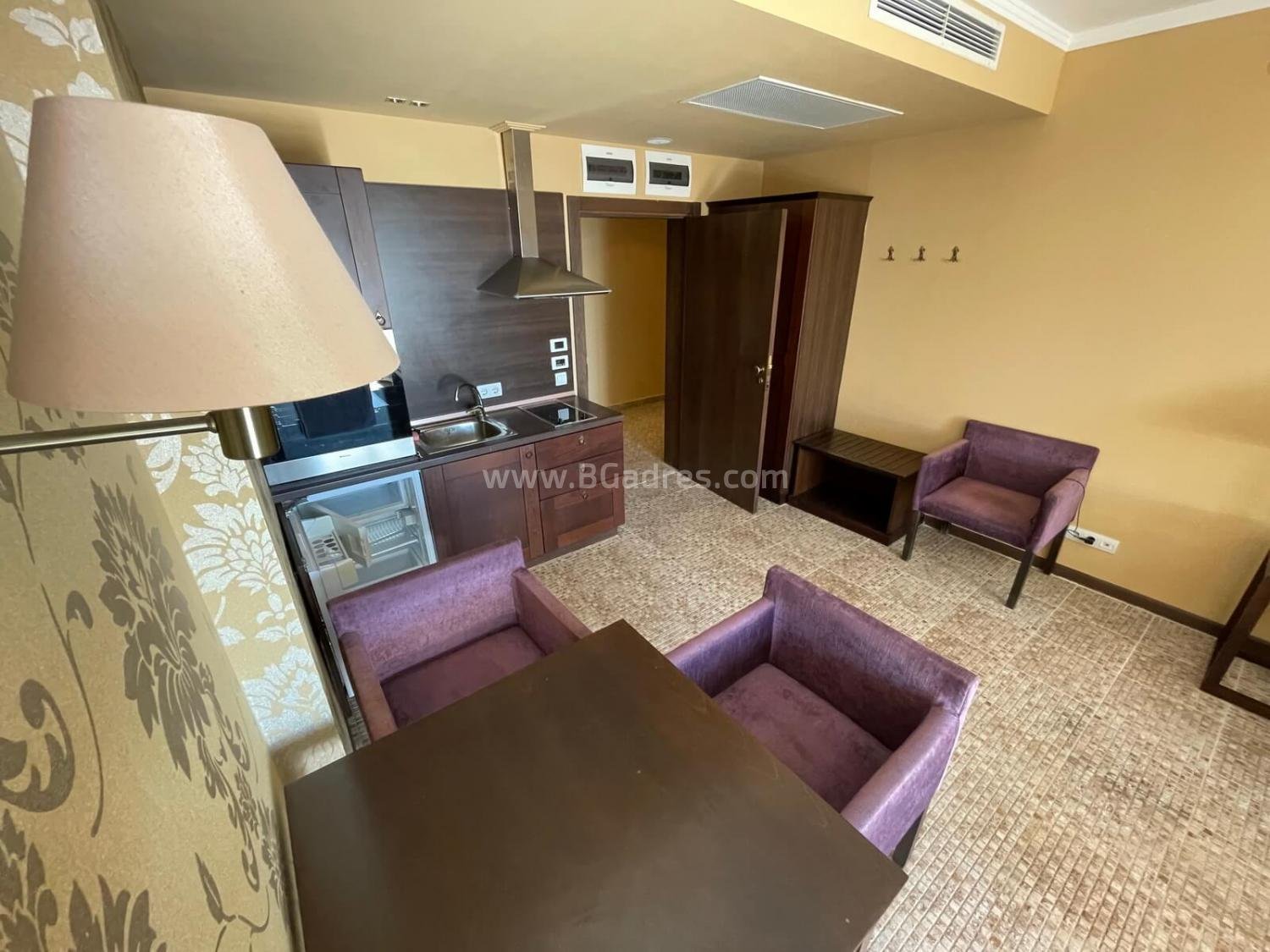 One-bedroom apartment in Barcelo | №2297