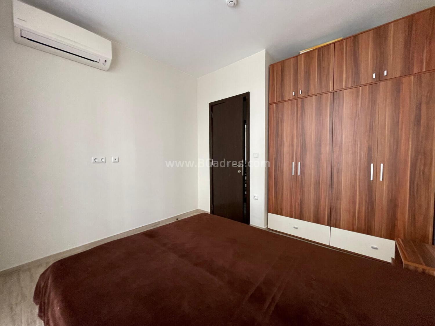 Тристаен апартамент в комплекс Каскадас І №2833