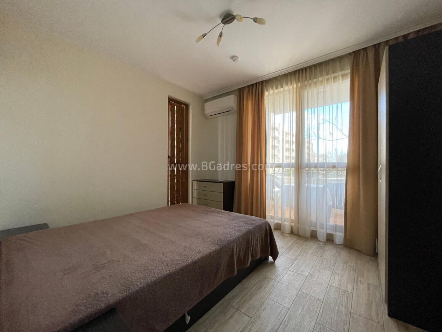 Тристаен апартамент в комплекс Каскадас І №2833