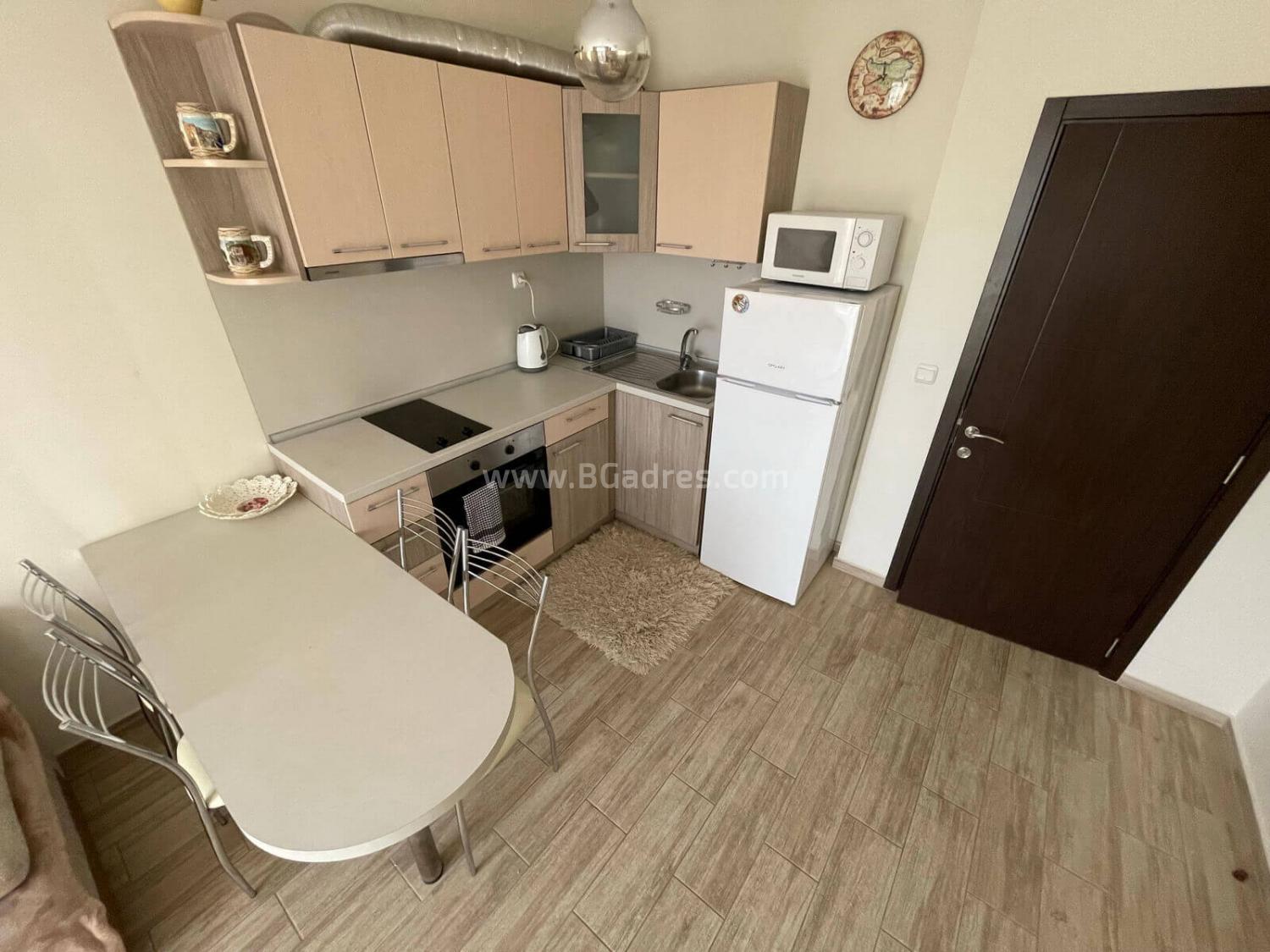 Тристаен апартамент в комплекс Каскадас І №2833