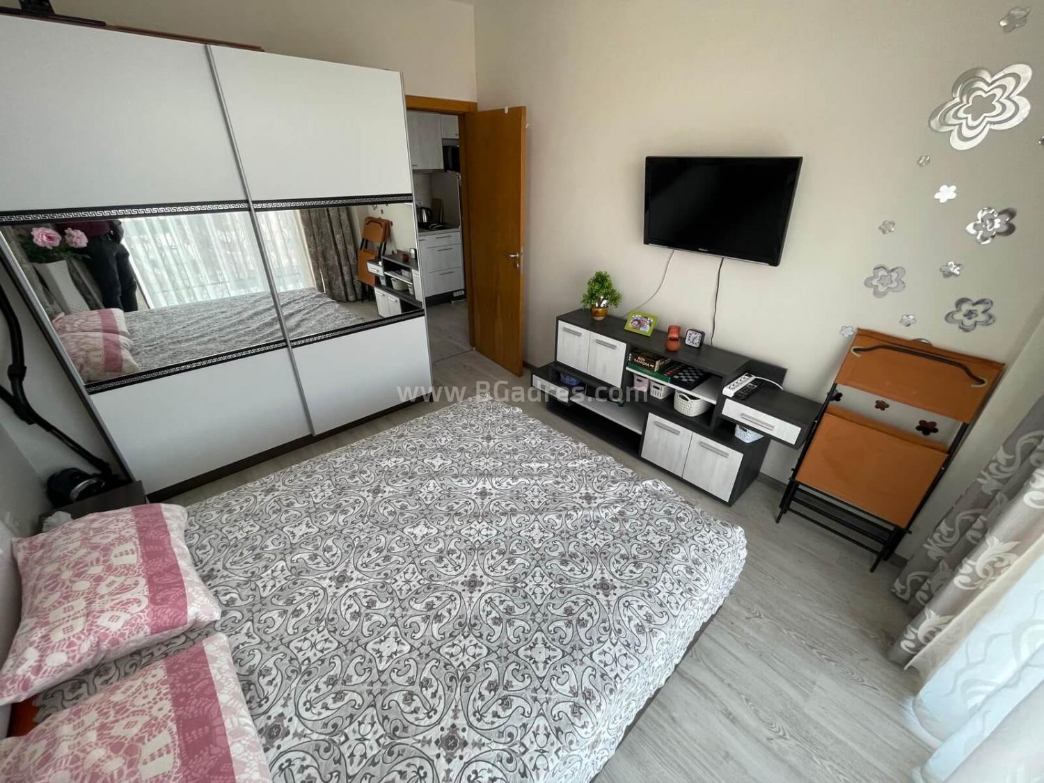 Apartment with good furniture cheap | №2355