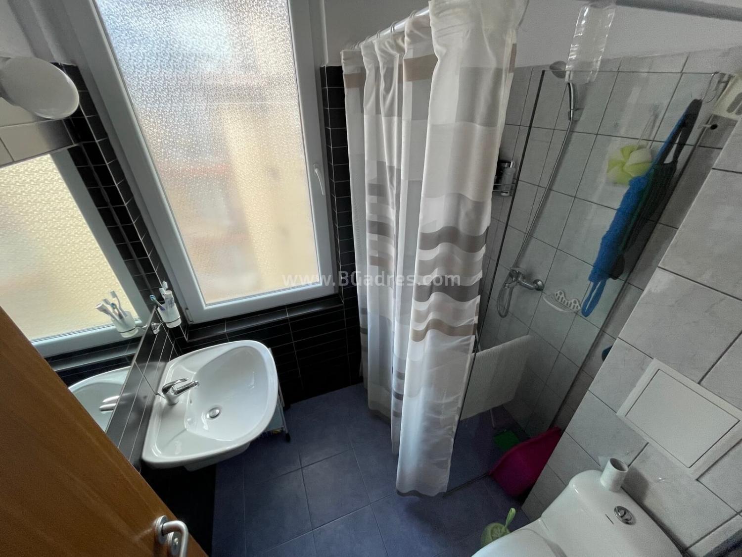 Apartment with good furniture cheap | №2355