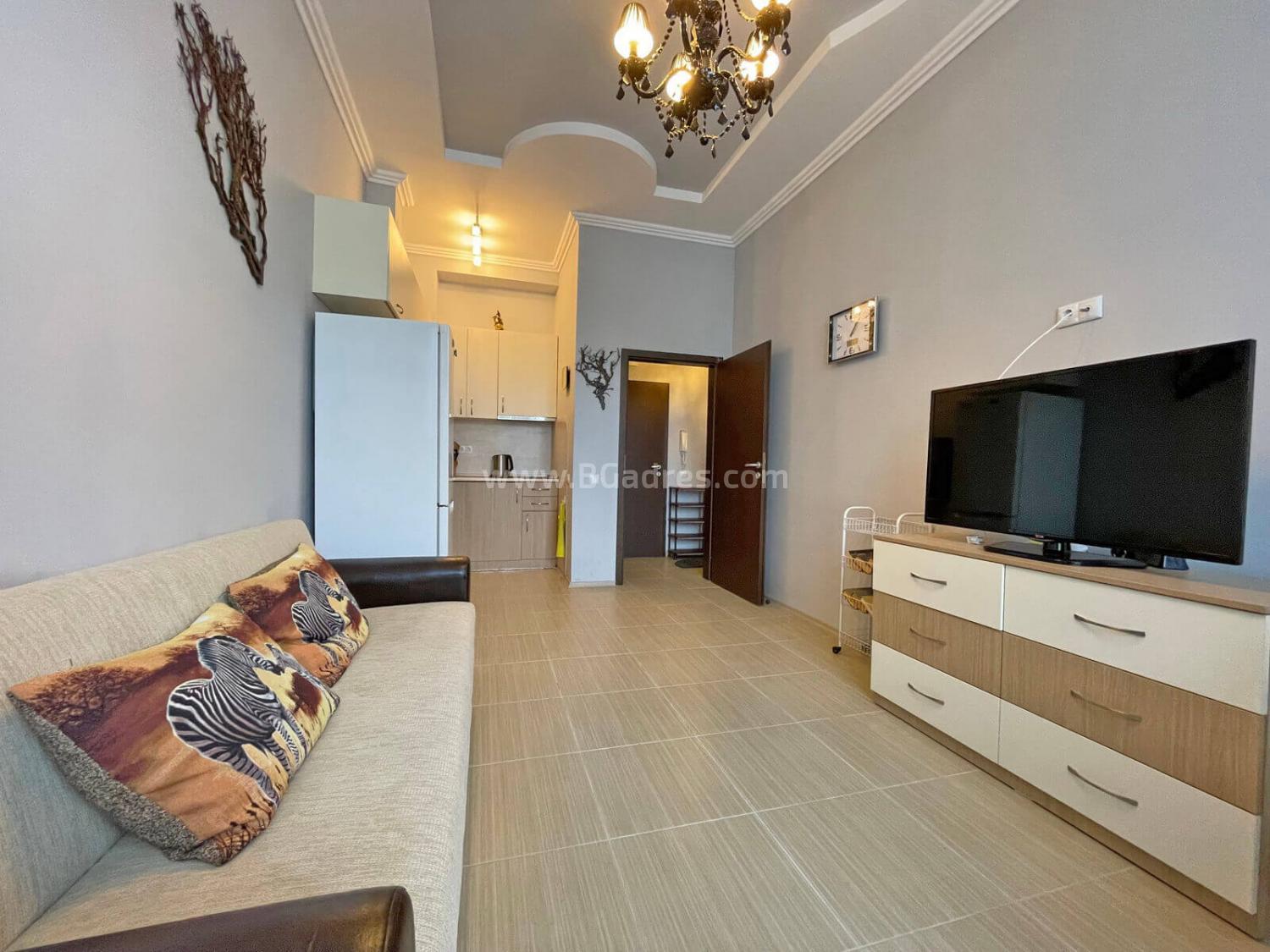 Апартамент с частен двор І №2914