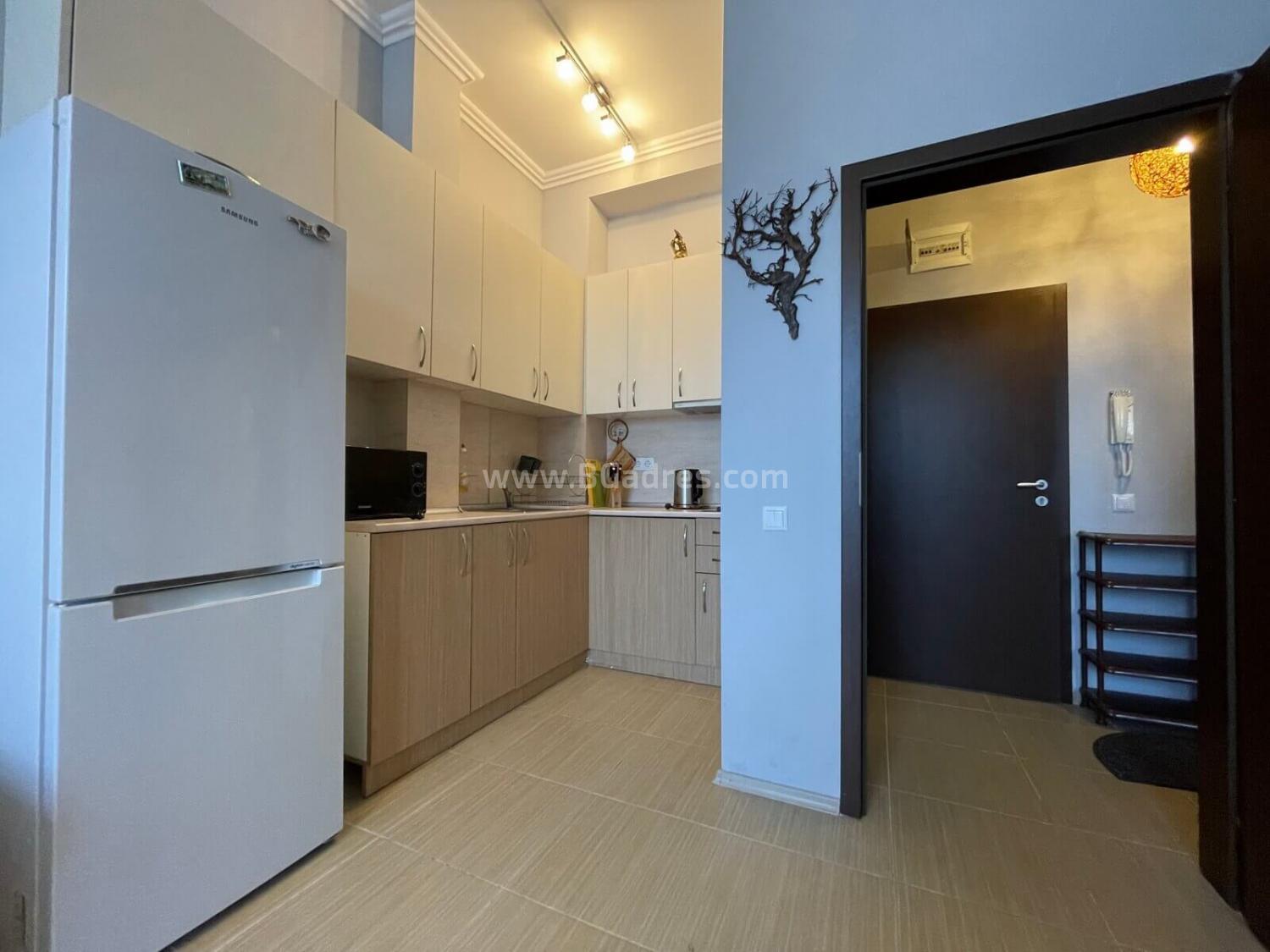 Апартамент с частен двор І №2914