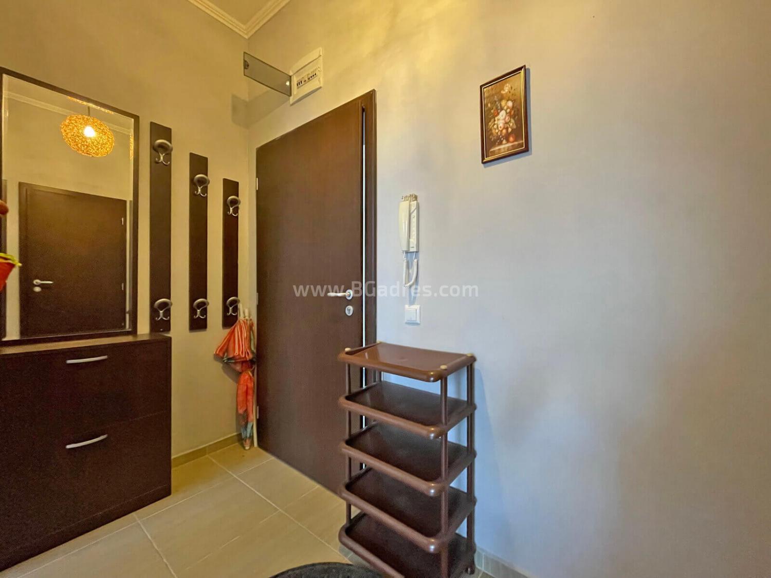 Апартамент с частен двор І №2914