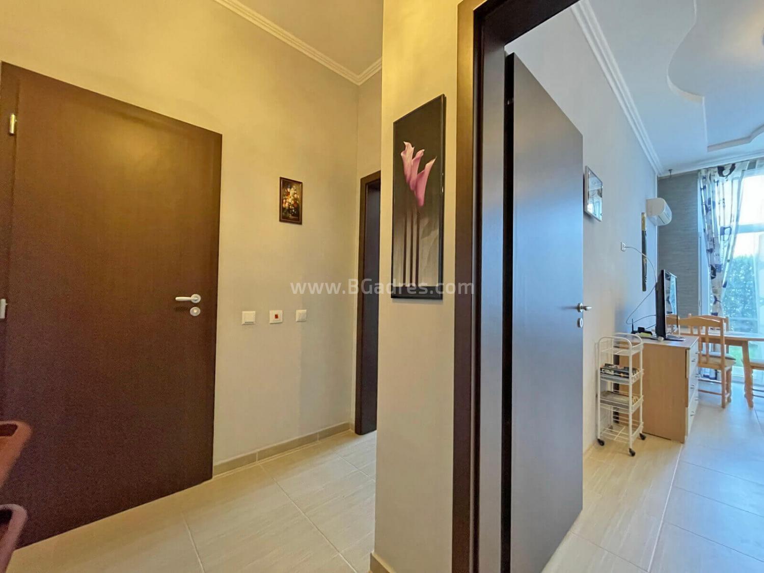 Апартамент с частен двор І №2914