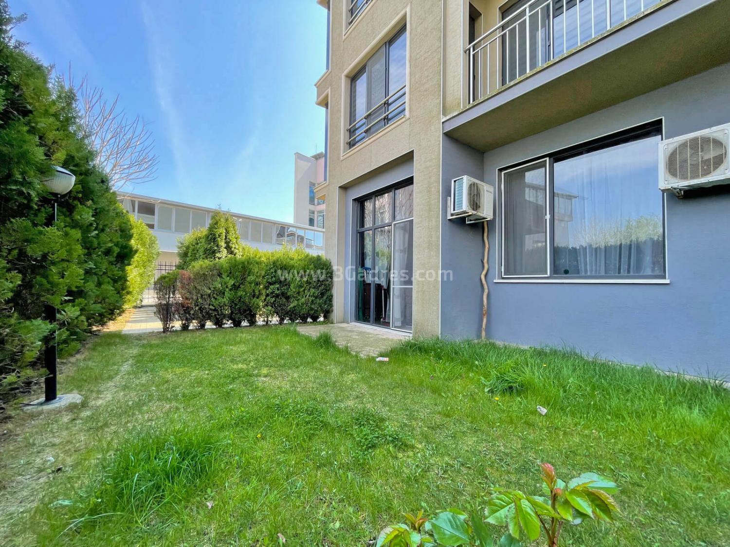 Апартамент с частен двор І №2914