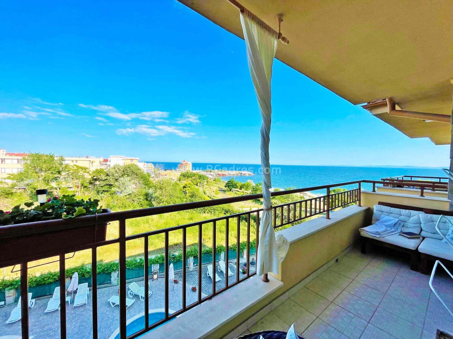 Sea view apartment in Ravda І №3031