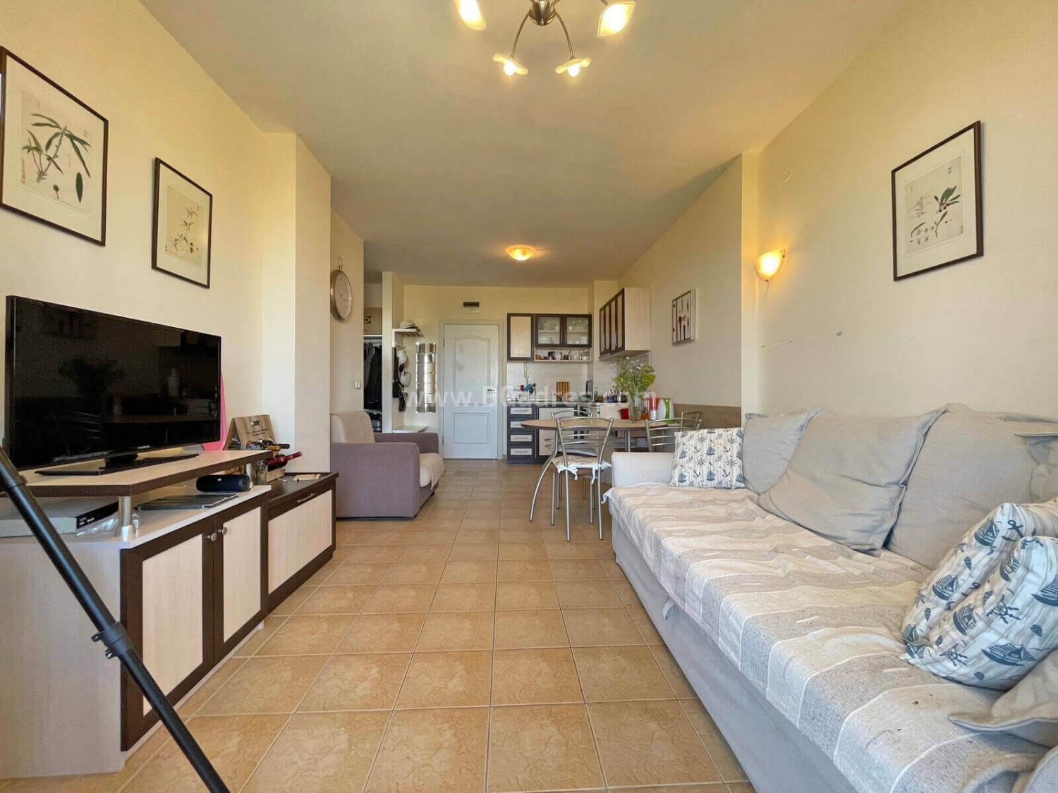 Sea view apartment in Ravda І №3031