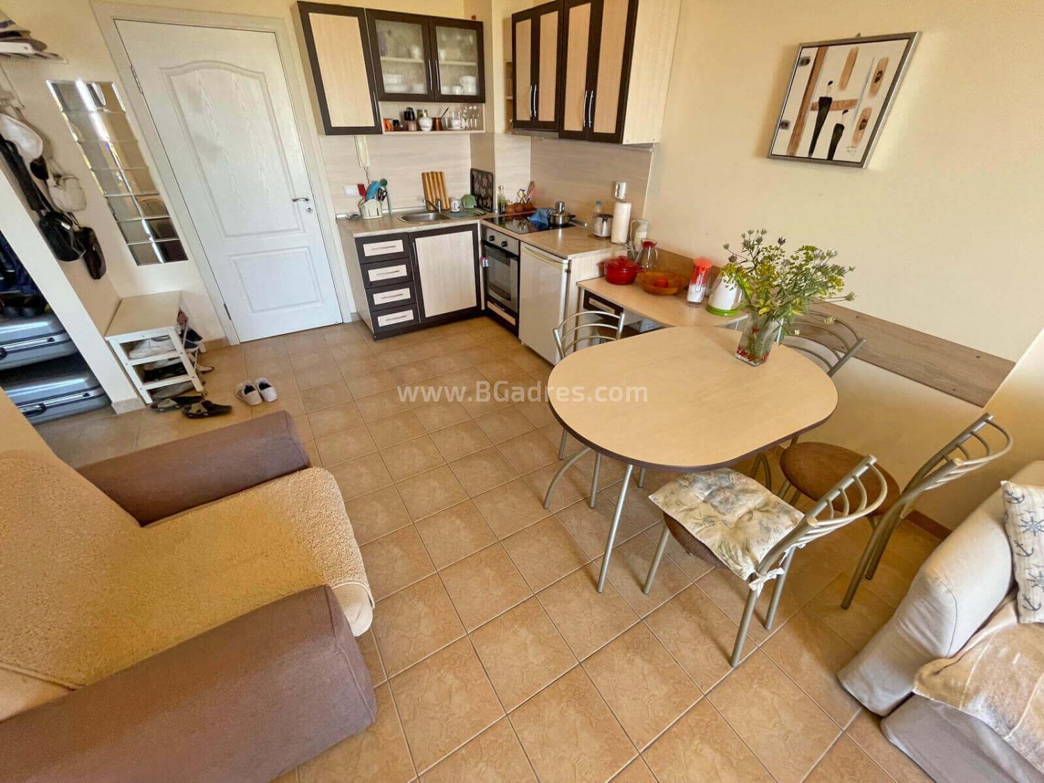 Sea view apartment in Ravda І №3031