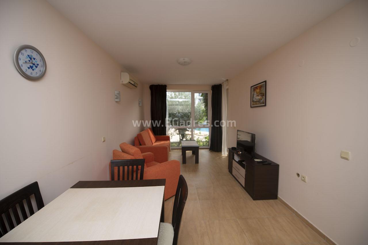 Inexpensive apartment in Paradise Dreams | No. 2142