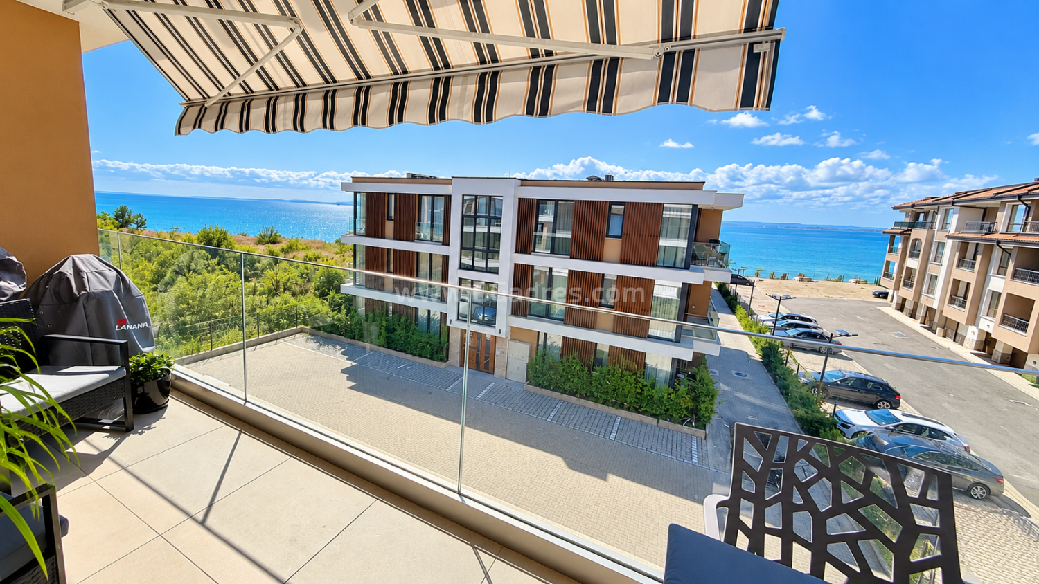 Sea front apartment in Sarafovo І №4875
