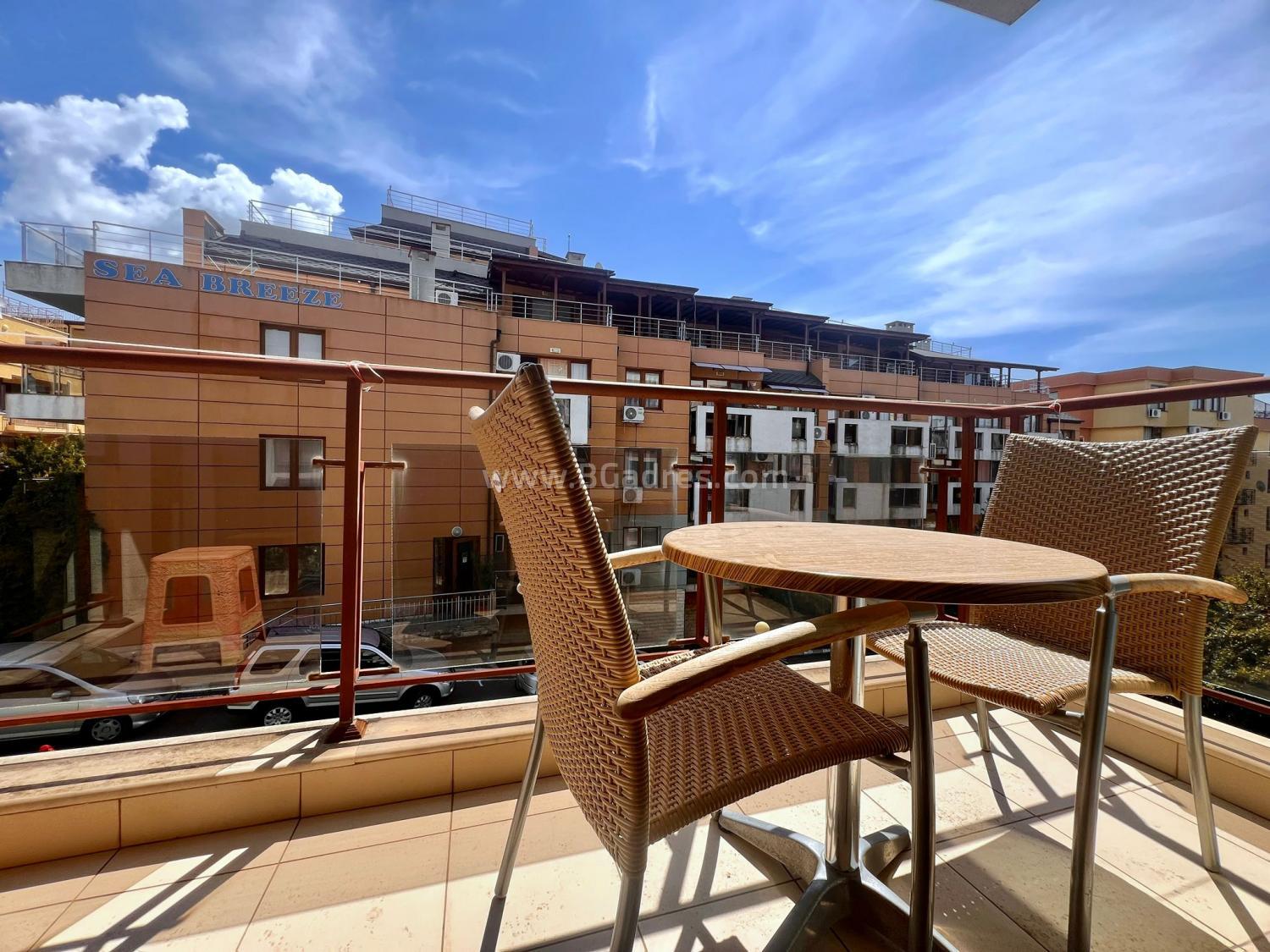 Большая студия в комплексе Хелиос І №3894