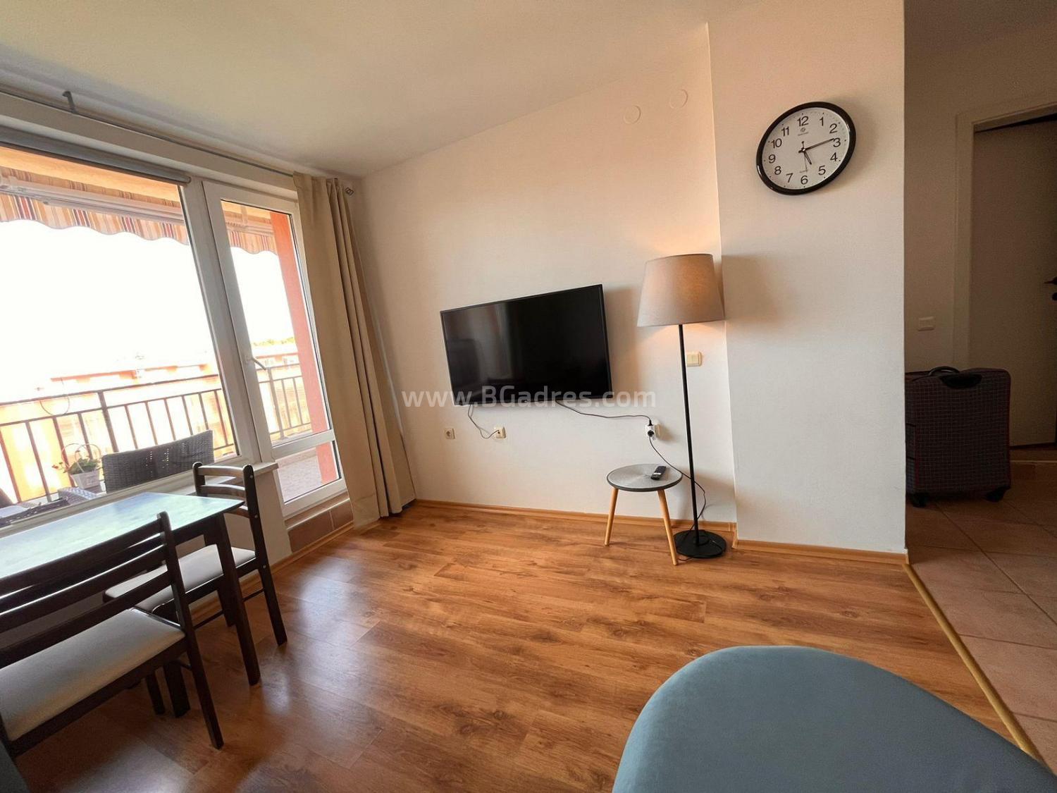 Квартира в комплексе Холидей Форт І №4504