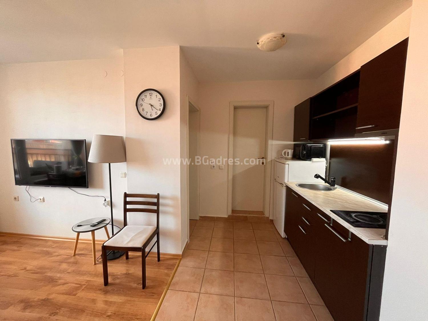 Квартира в комплексе Холидей Форт І №4504