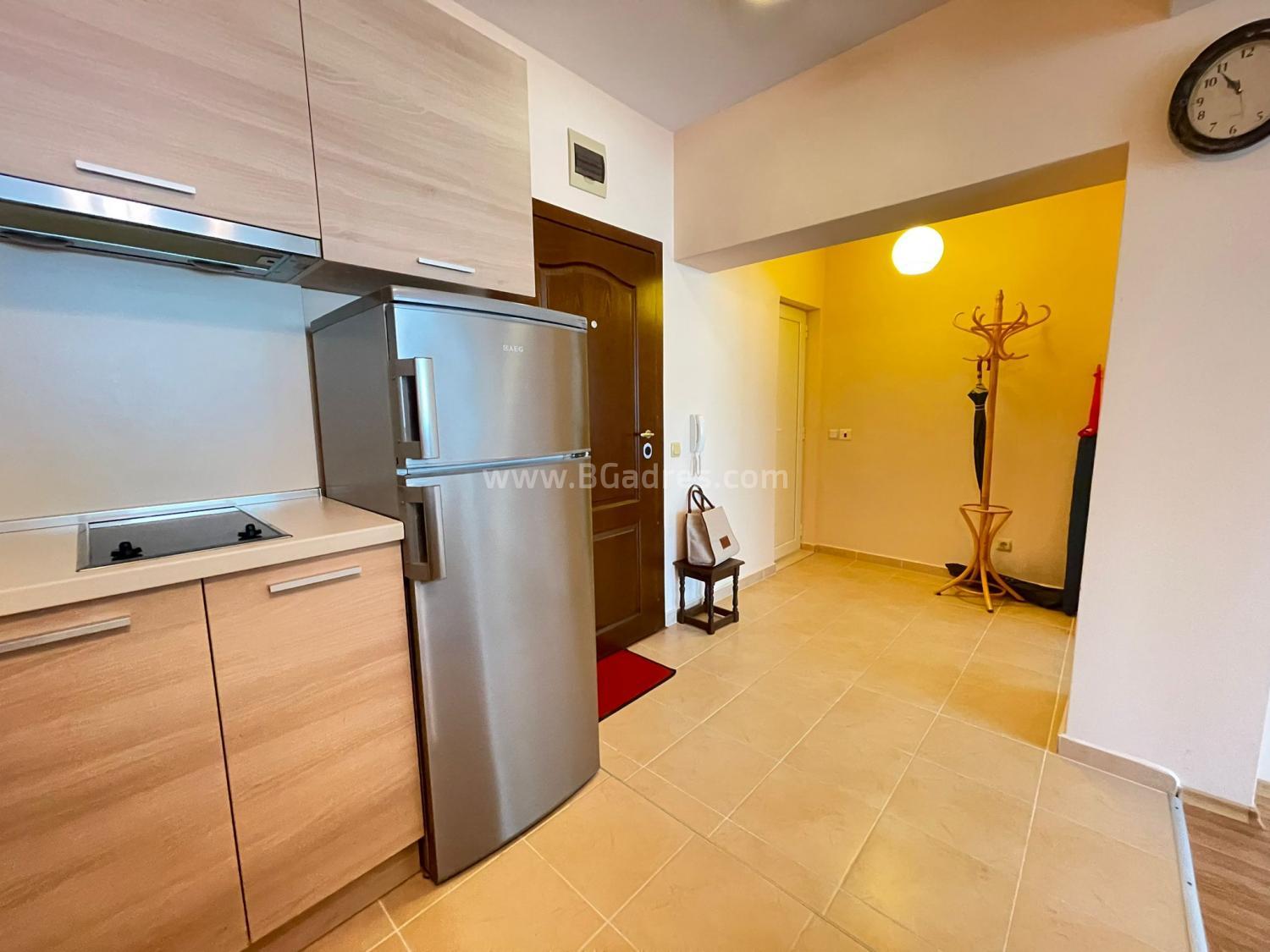 Apartment in a residential building in Pomorie І №4313