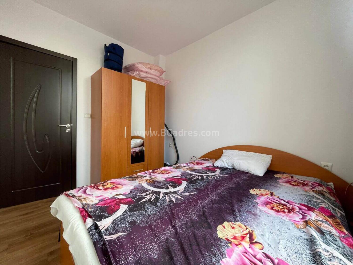 One bedroom apartment at a bargain price at the seaside І №2834