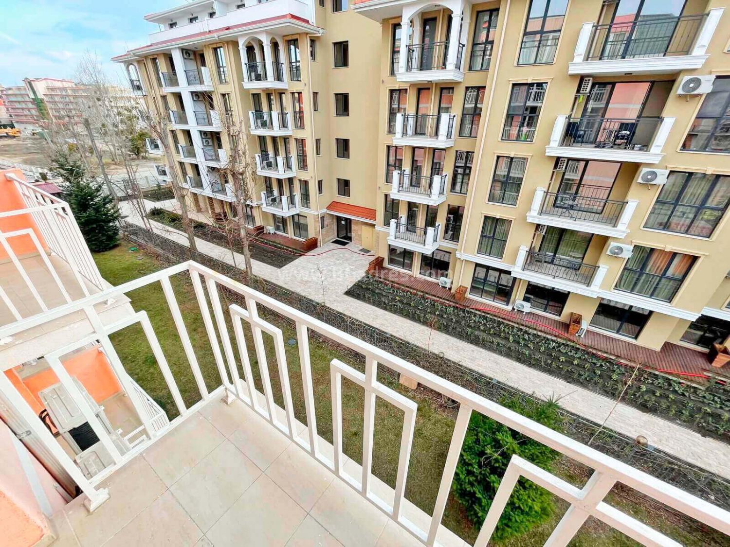 One bedroom apartment at a bargain price at the seaside І №2834