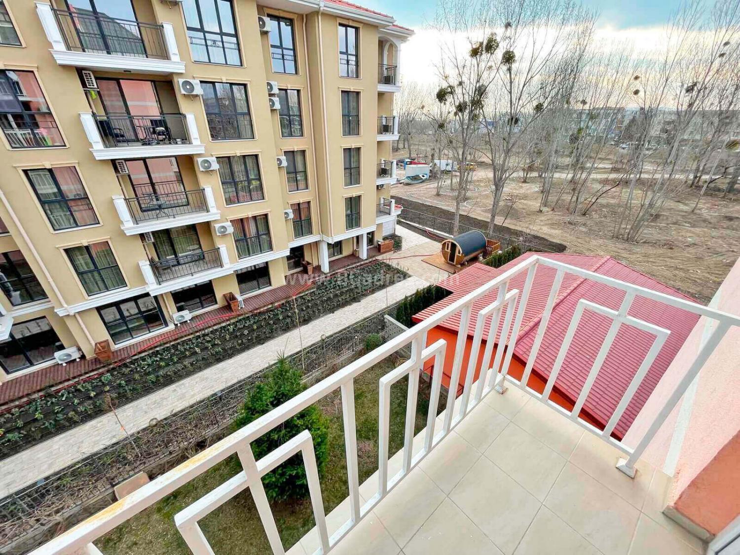 One bedroom apartment at a bargain price at the seaside І №2834