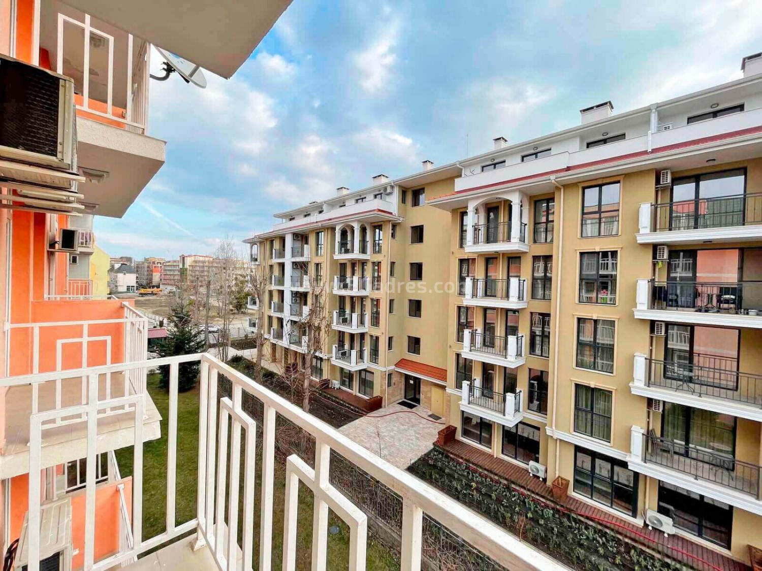 One bedroom apartment at a bargain price at the seaside І №2834