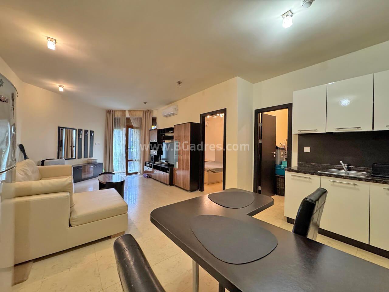 Квартира в комплексе Райский Сад І №4412