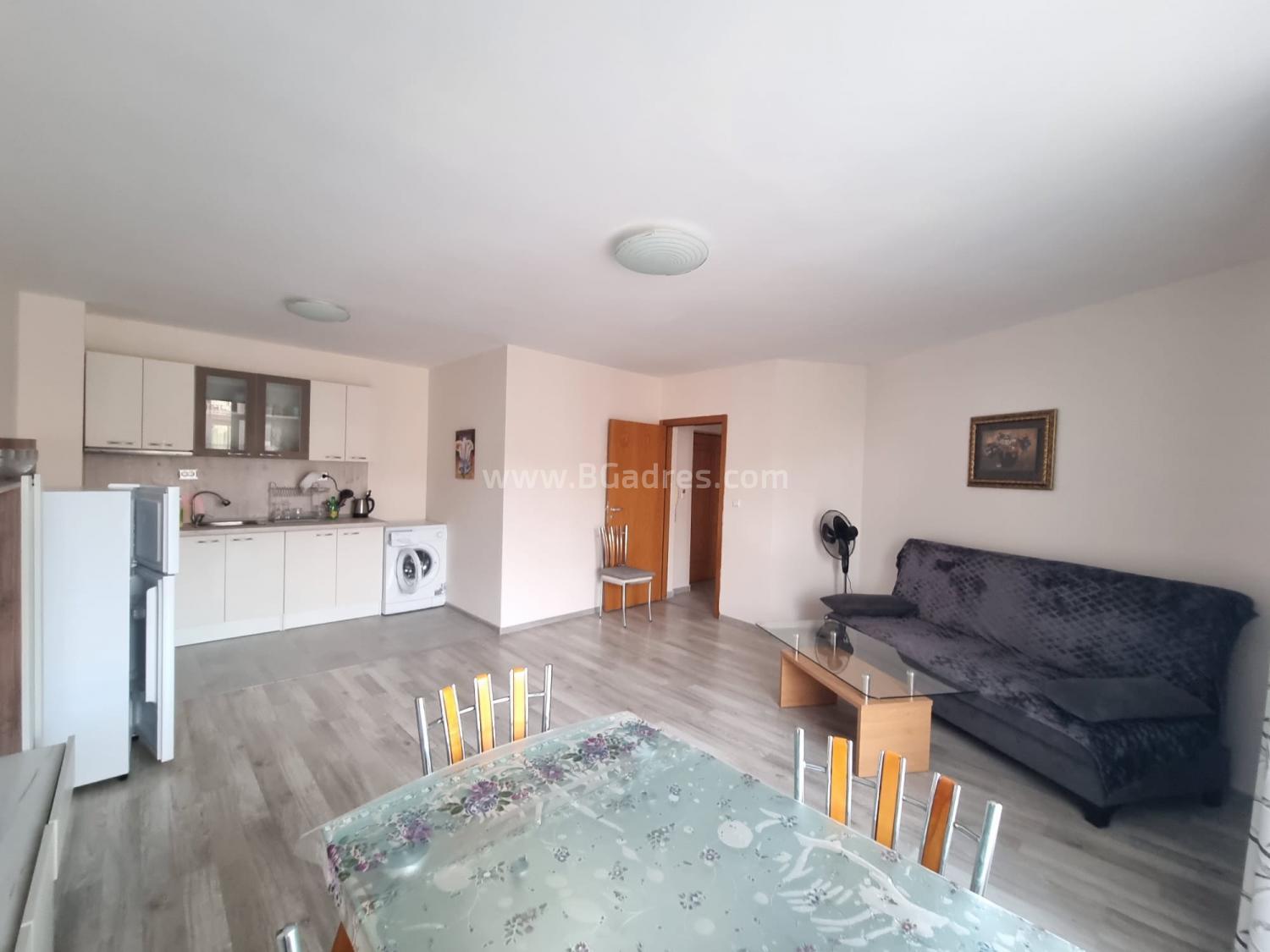 Голям апартамент на изгодна цена І №3394