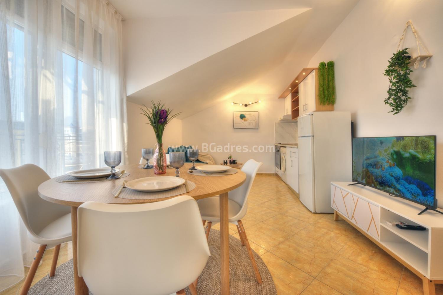 Newly furnished apartment on the seaside І №4068