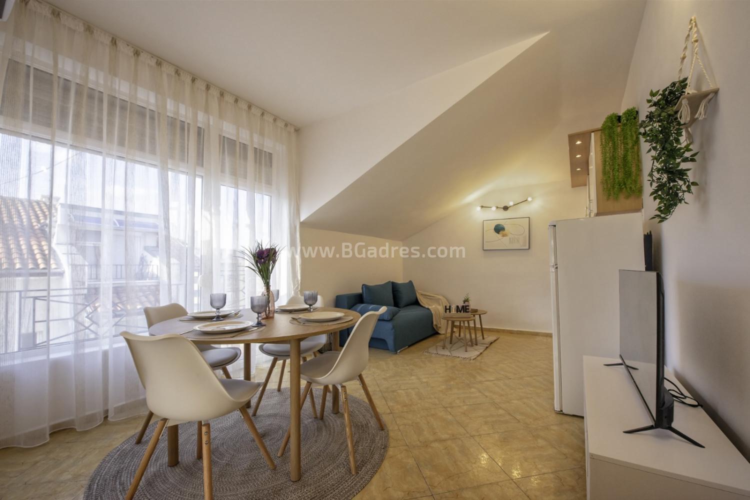 Newly furnished apartment on the seaside І №4068