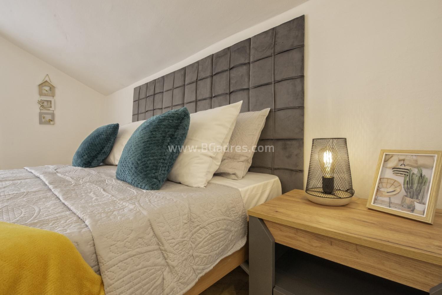 Newly furnished apartment on the seaside І №4068