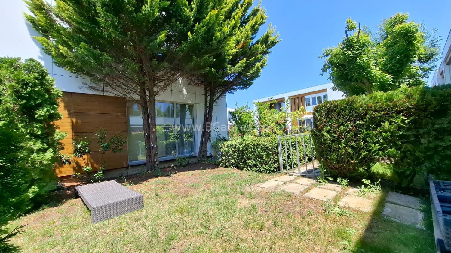 Таунхаус на 100 м от плажа в Сарафово І №4263