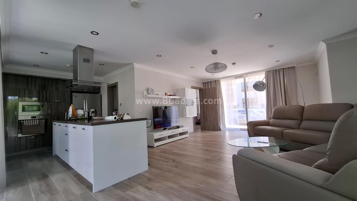 Таунхаус на 100 м от плажа в Сарафово І №4263