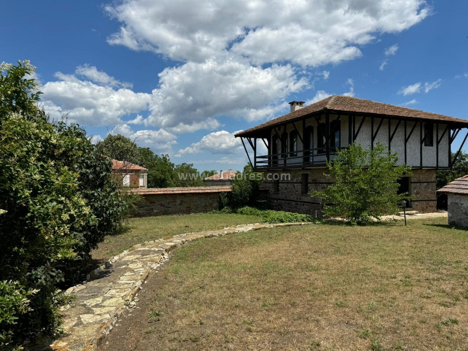 Haus im Dorf Bata І №4613