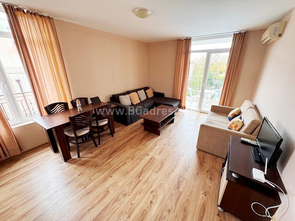 Apartment in the Dawn Park complex І №4803