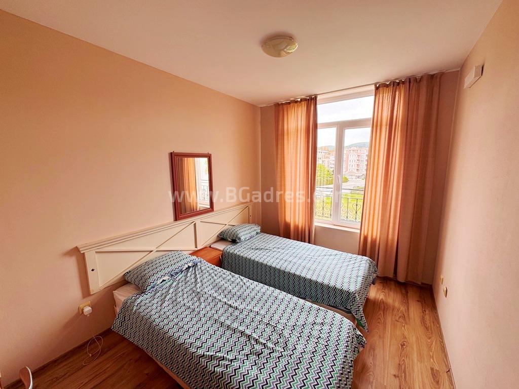 Apartment in the Dawn Park complex І №4803