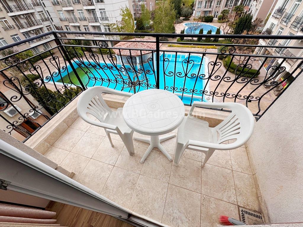 Apartment in the Dawn Park complex І №4803