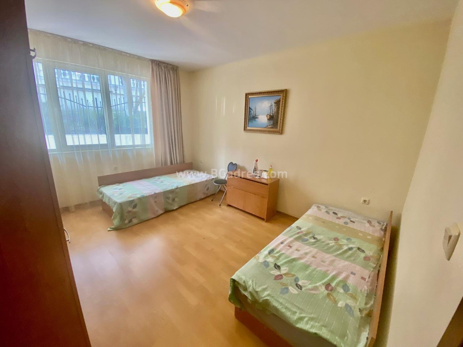 Cheap two bedroom apartment on the seaside І №3222