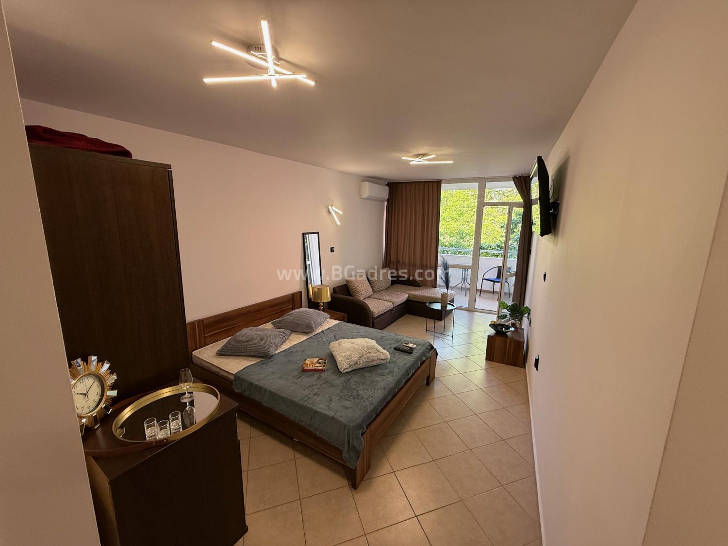 Студия в центре Солнечного Берега І №4235