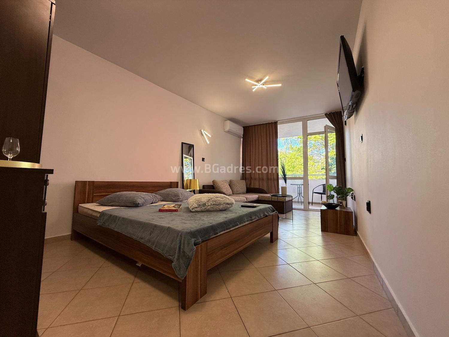 Студия в центре Солнечного Берега І №4235